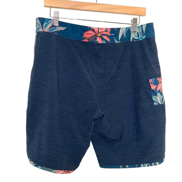 Billabong Recycler 73 Pro Men’s Floral Board Shorts Size 32 - Picture 4 of 10